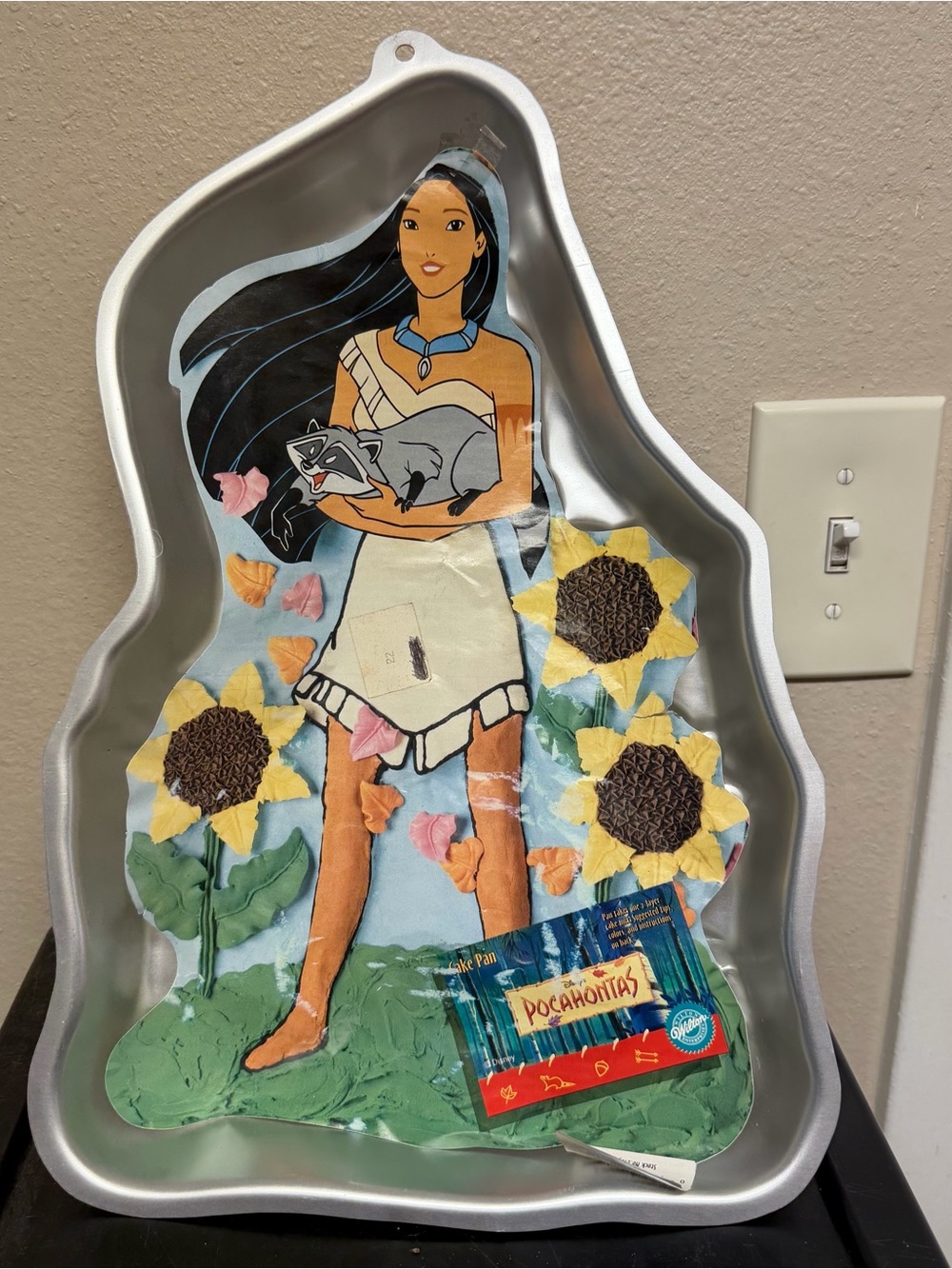 Vintage 1995 Disney Pocahontas Wilton Cake Pan